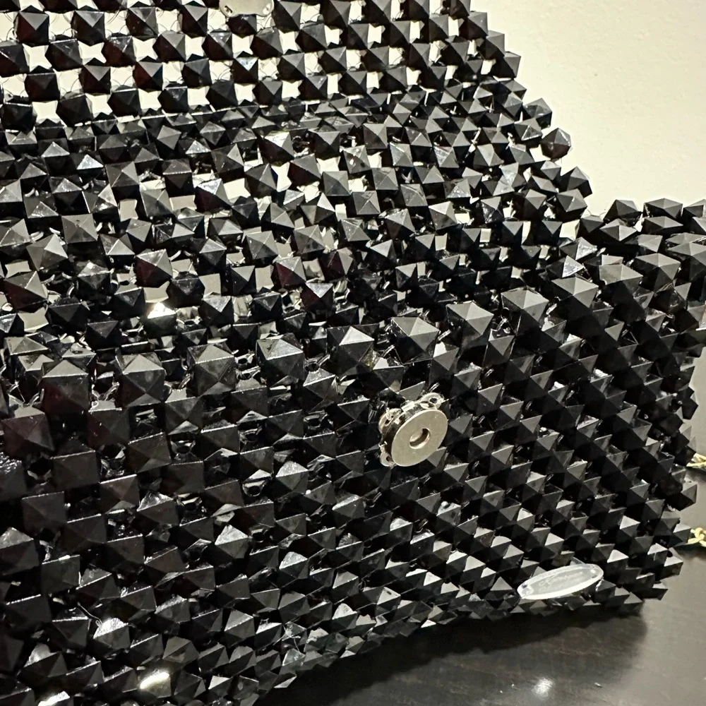 Handmade beaded bag - Picture 7 of 8